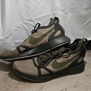 Nike Men's Olive and Beige Sneakers